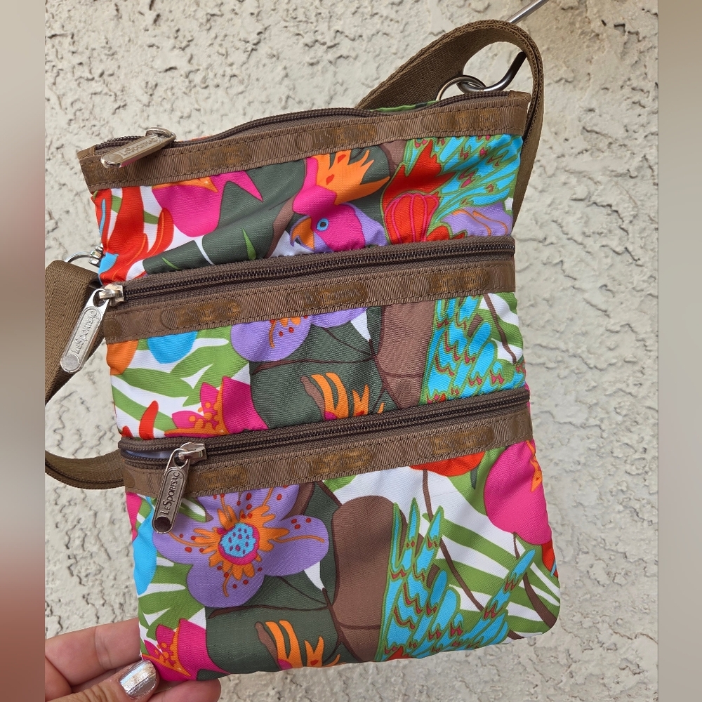 Le sport sac Multicolor Floral Crossbody Bag EUC